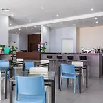 Hotel Olympia Universidades